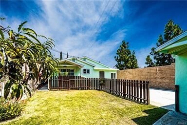 Building Photo - 3 Bed, 2 Bath Home in Redondo Beach