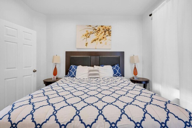 Building Photo - 3838 Bagley St