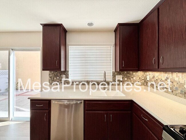 Building Photo - 11433 Mountain View Dr