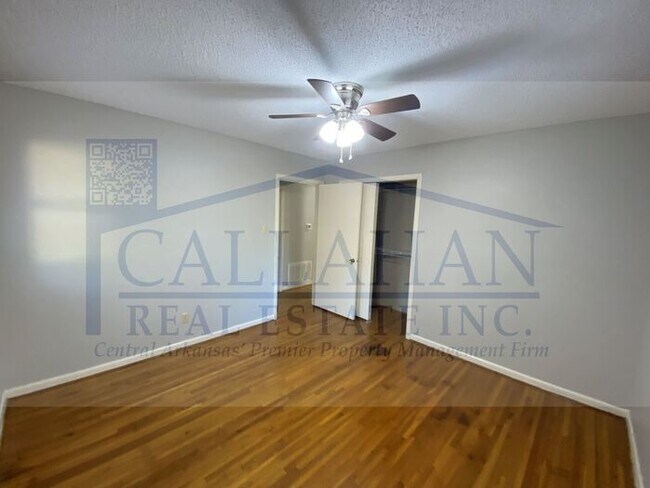 Building Photo - Sherwood 3 Bedroom Home