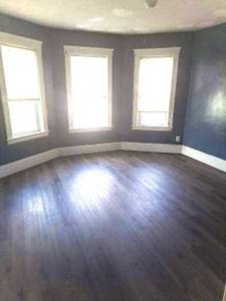 Primary Photo - 28 Vale St