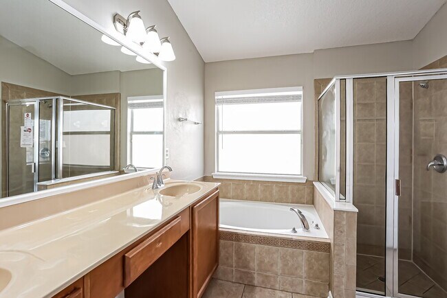 Building Photo - 2829 Spoonbill Trail