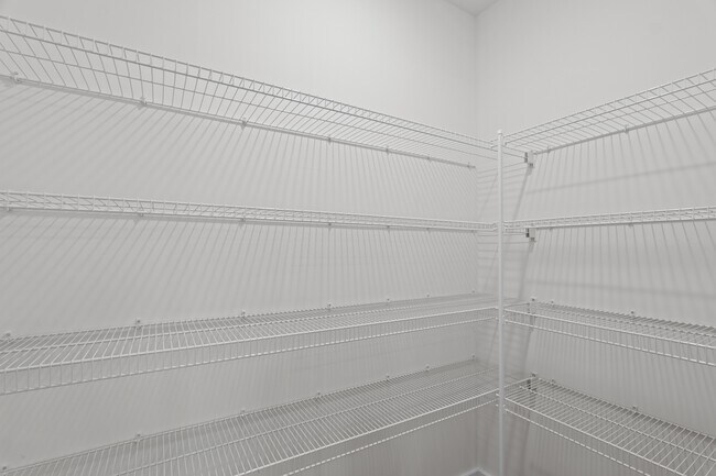 Building Photo - 707-p707 Ronaldsay Rd