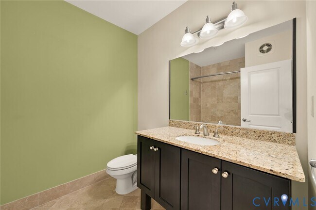 Building Photo - 1418 N Rhodes St