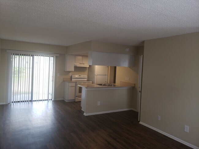 Building Photo - 6440 62nd Ave N