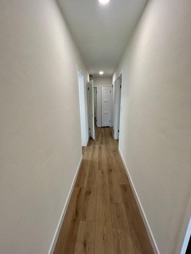 Building Photo - Fantastic San Lorenzo Village Home!   Move...
