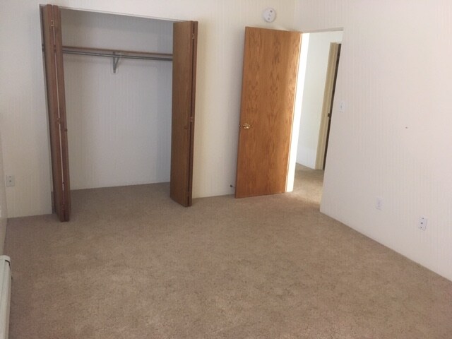 Building Photo - 1608 Palm Ct