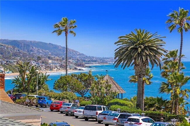 Building Photo - 376 Cliff Dr