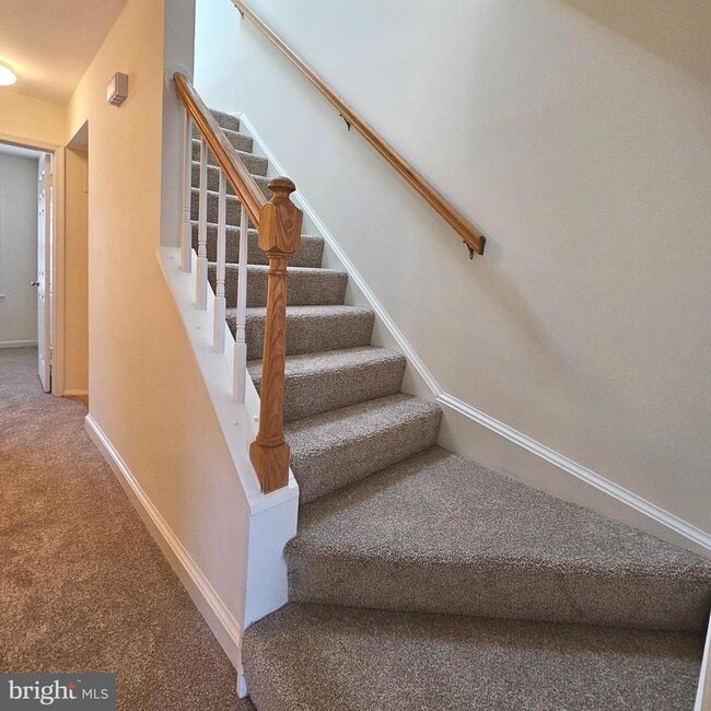 Building Photo - 1119 N Stuart St