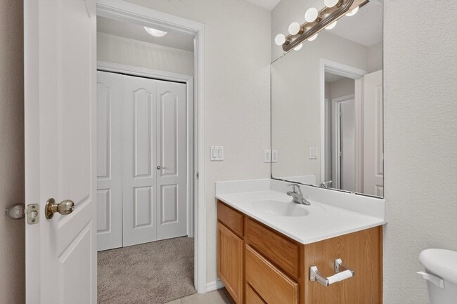 Building Photo - 6512 Los Pueblos Pl NW