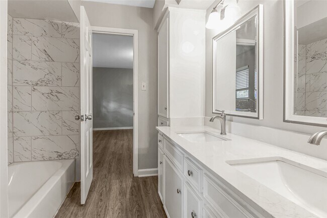 Building Photo - 1507 Sweet Grass Trail