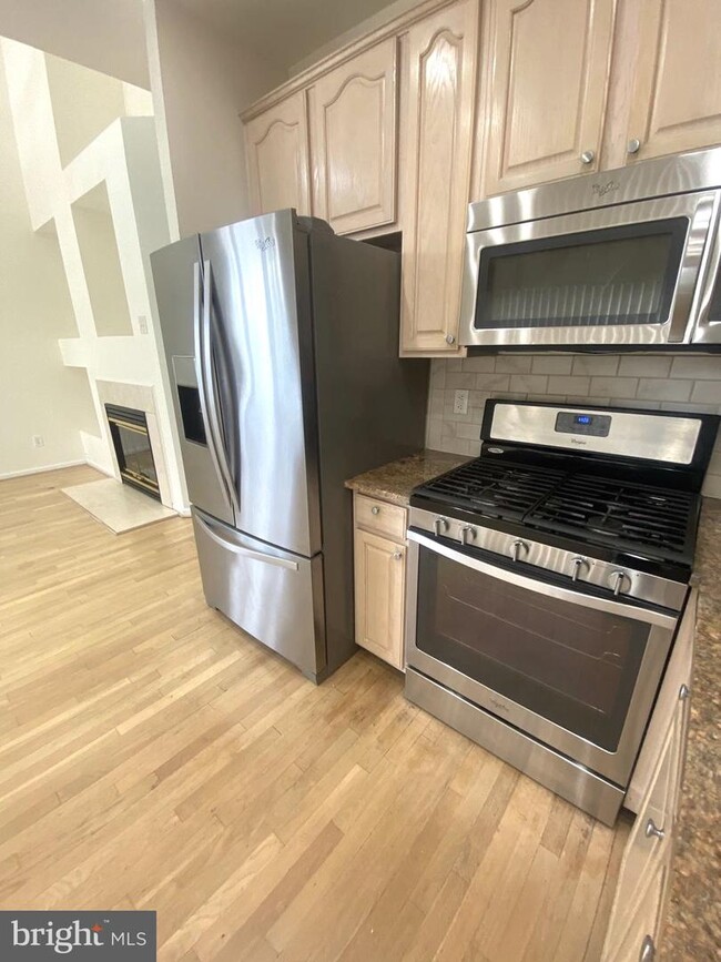 Building Photo - 372 Tuvira Ln