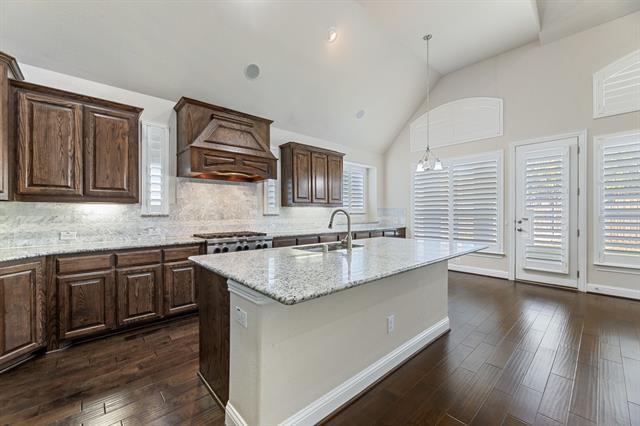 Building Photo - 970 Herschell St