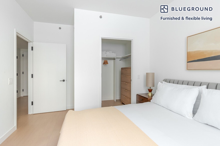 Building Photo - 11 Wharf Way