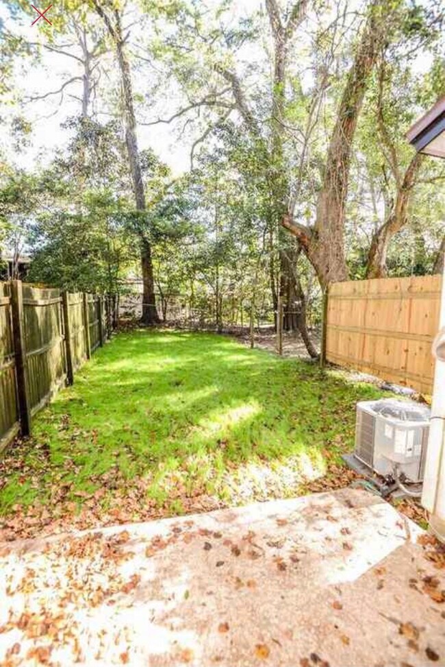 Building Photo - 2439 Ramblewood Ct