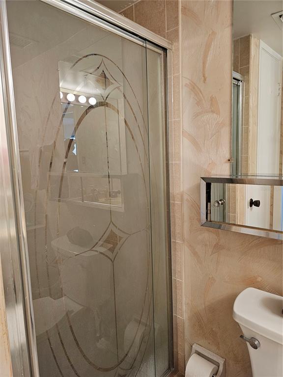 Building Photo - 1255 Tarpon Center Dr