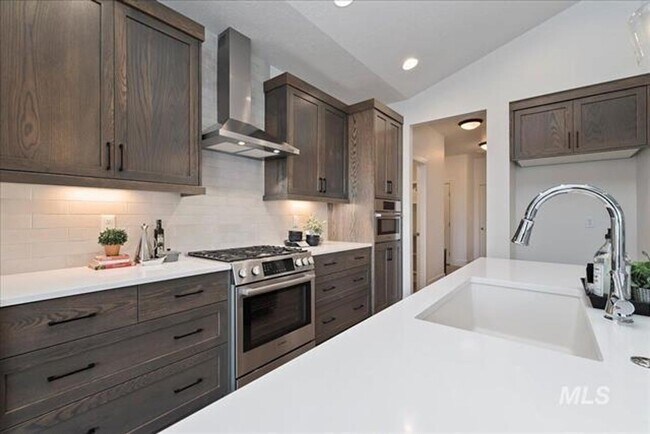 Building Photo - Newer 3-Bedroom in Star