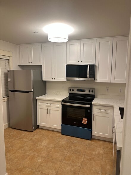 Building Photo - 109 Shy Bear Way NW