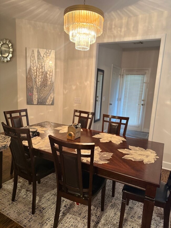 Building Photo - Gorgeous Home for Rent in Sought-after Suw...