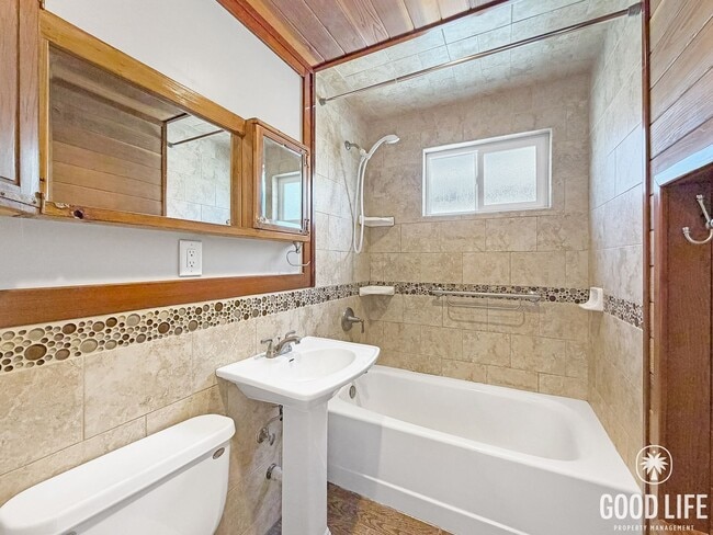 Building Photo - Beautiful 2BD/1BA W/ In-Unit Laundry, Private Pool, and Large Backyard in Linda Vista!