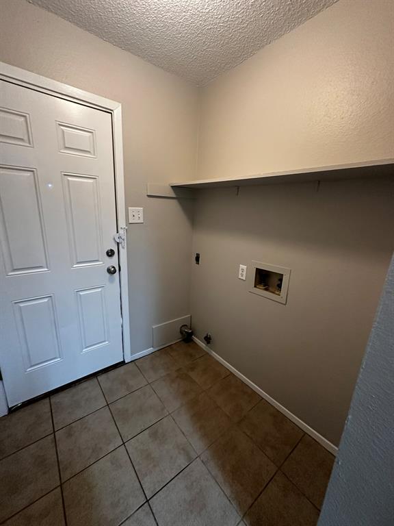 Building Photo - 2606 Howellwood Wy