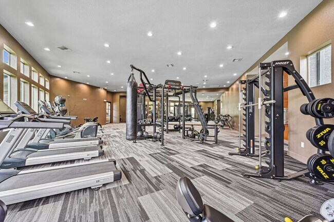Building Photo - Stylish 1 Bed Apt — Save $1,200 on First M...
