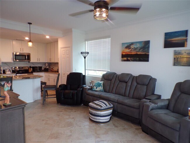 Building Photo - 14051 Heritage Landing Blvd