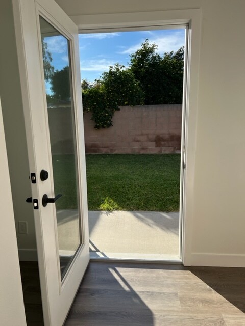 Door to the backyard - can be made private for tenant - 3213 Maine Ave