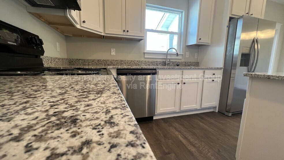 Building Photo - 400 Mattie M Kelly Blvd