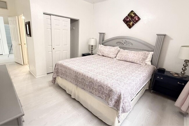 Building Photo - 645 Kettering Rd