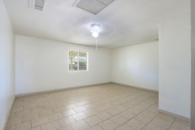 Building Photo - 1341 N Crane St
