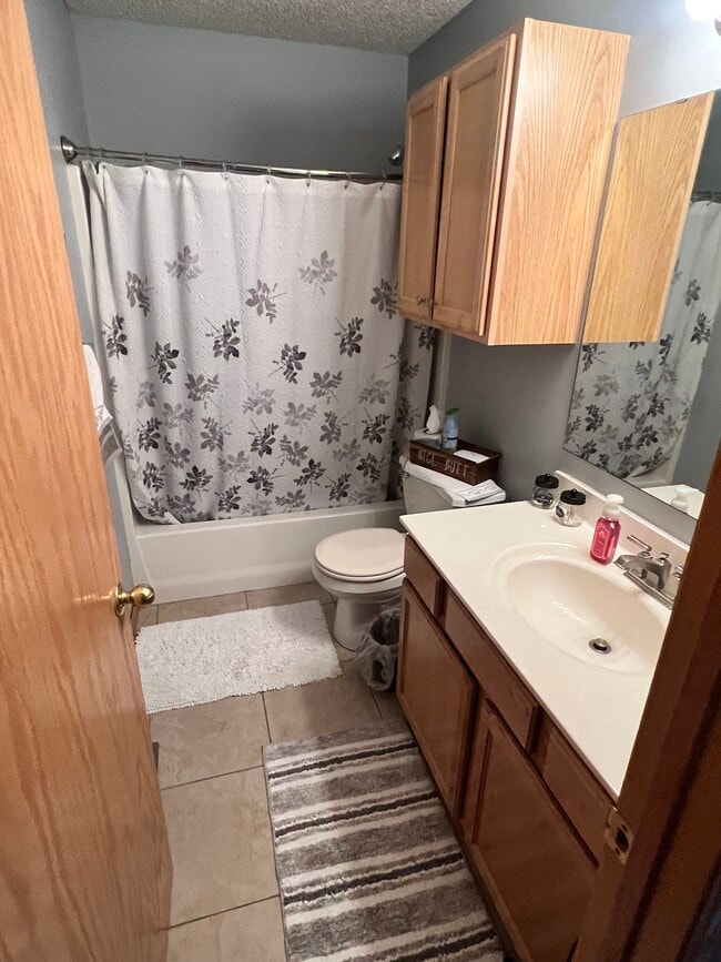 Building Photo - 133 Tanager Path