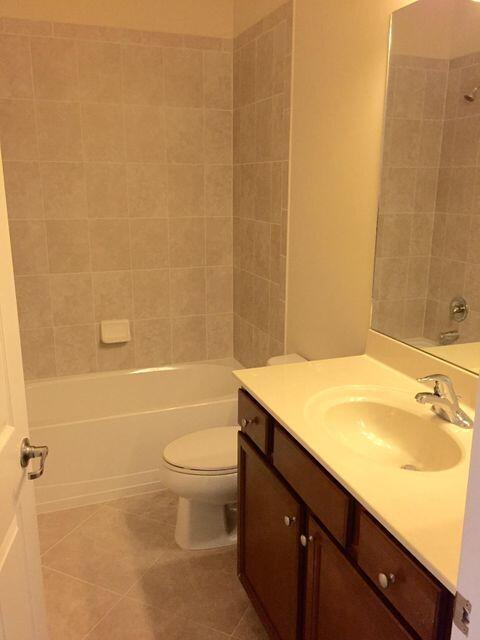 Building Photo - 10217 Wellington Parc Dr