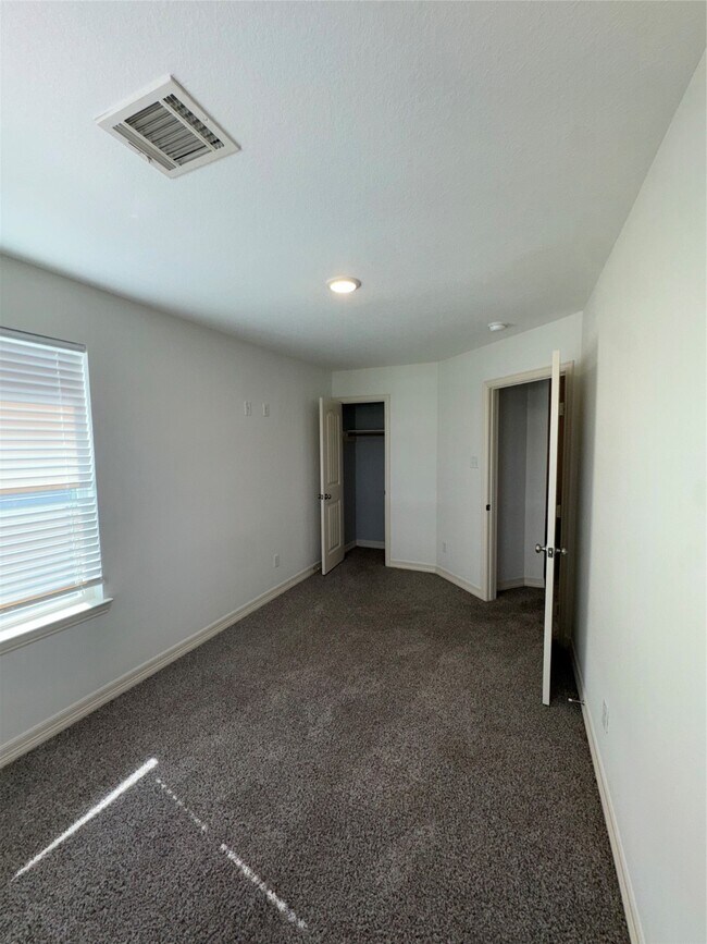 Building Photo - 138 Egret Canal S