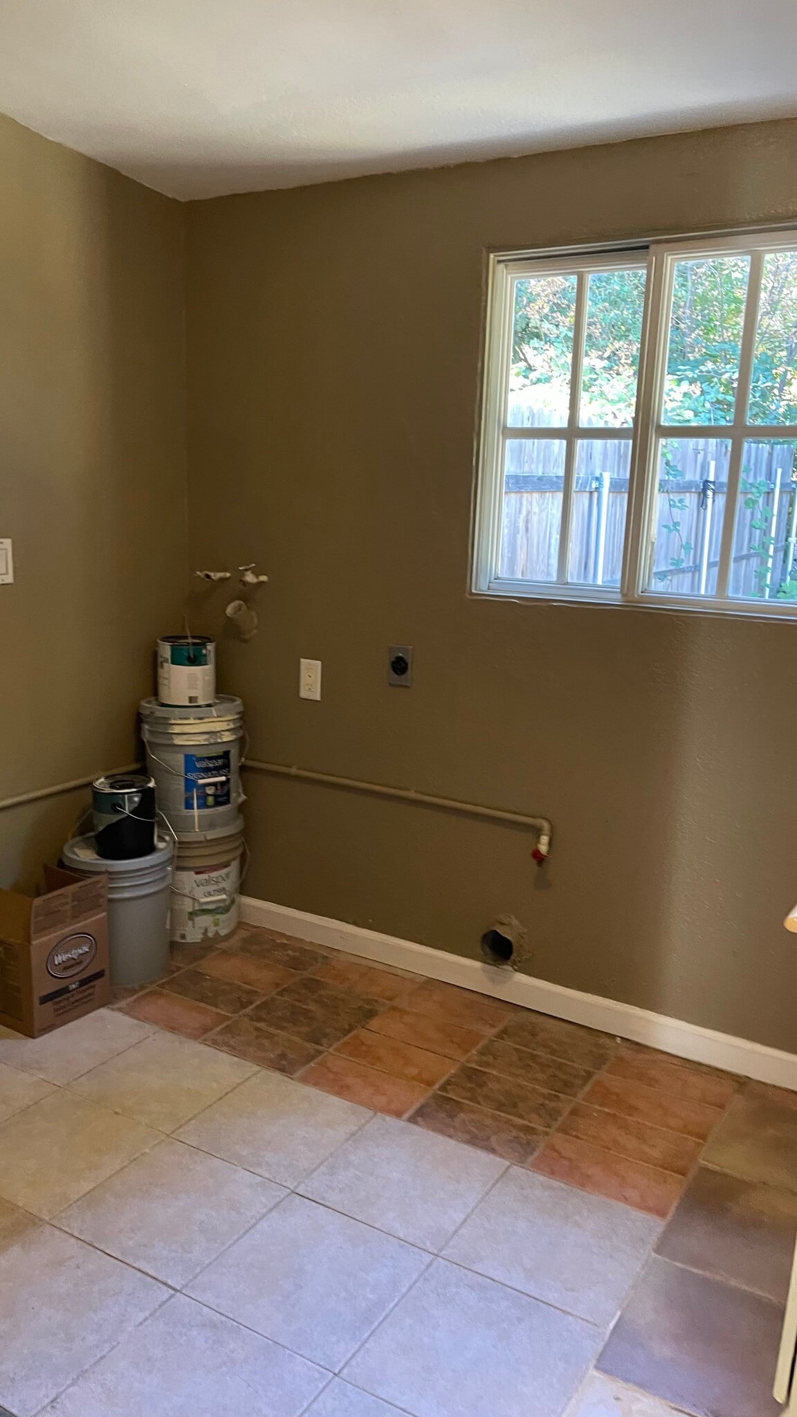 Laundry room - 13947 Meadow Ln