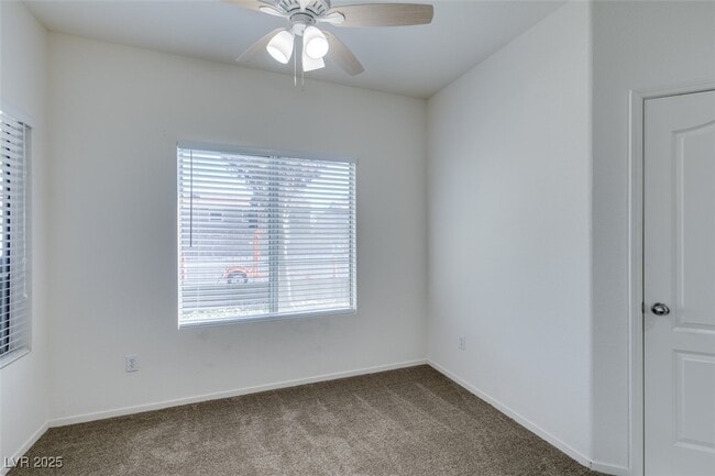 Building Photo - 5525 W Flamingo Rd