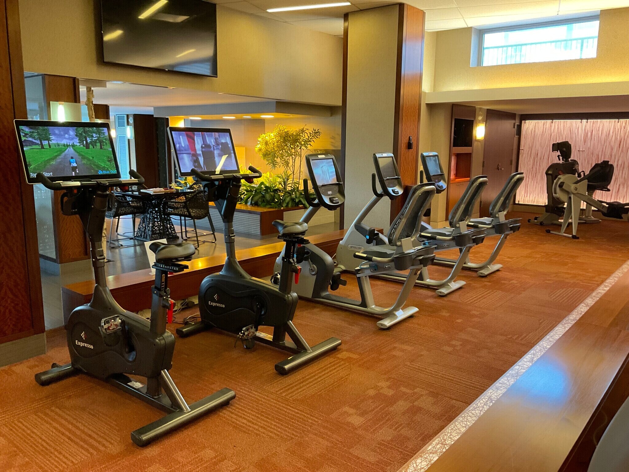 Building Photo - 400 E Randolph St