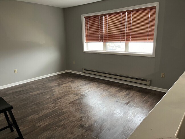 living room - 125 Pickwick Pl