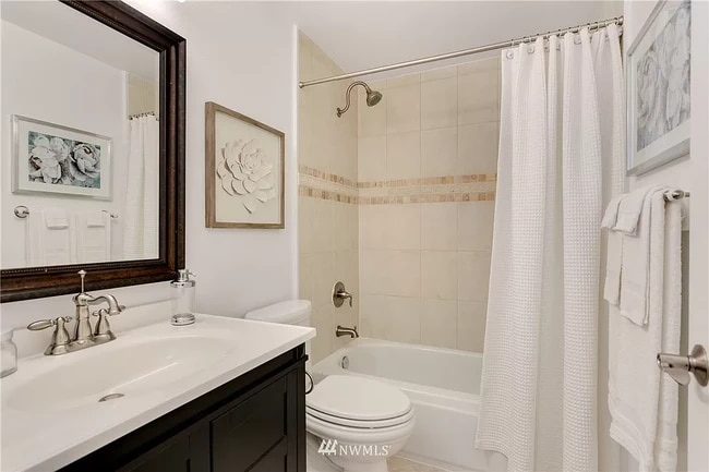 Building Photo - 1758 16th Ave. S