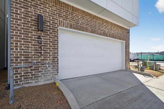 Building Photo - 4933 Broadway Dr.