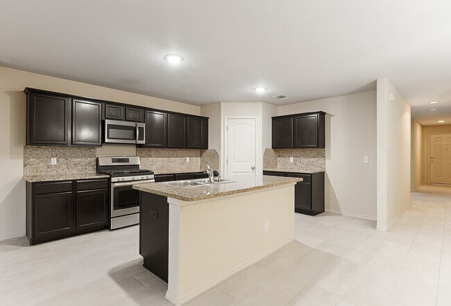 Building Photo - 2414 Fall Aster Dr