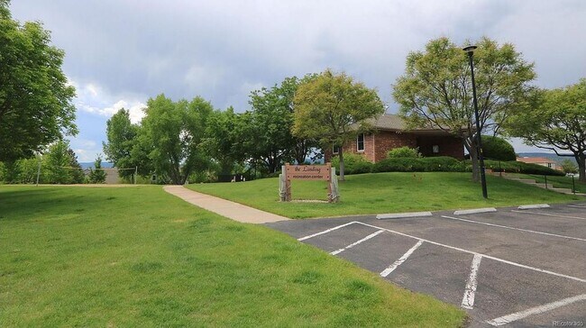 Building Photo - 8381 S Upham Way