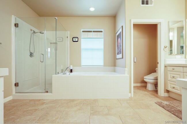 Building Photo - 43 Topanga