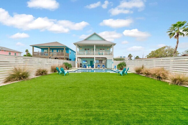 Building Photo - 119 6th St