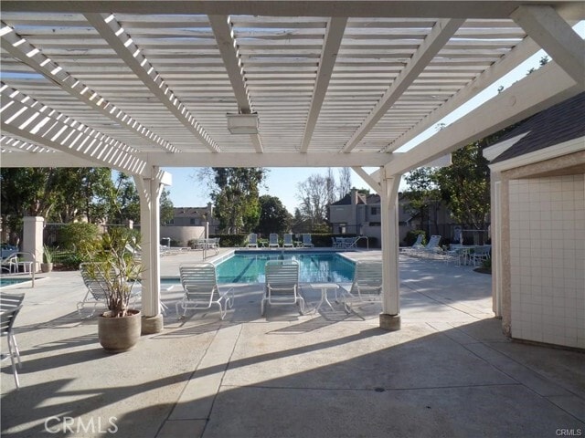 Building Photo - 28265 Paseo El Siena