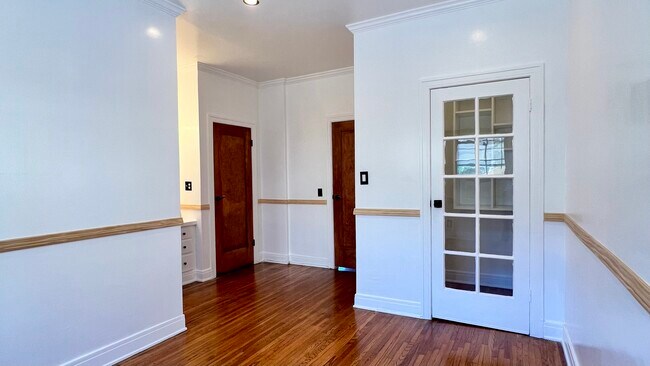 Building Photo - 7972 Willoughby Ave