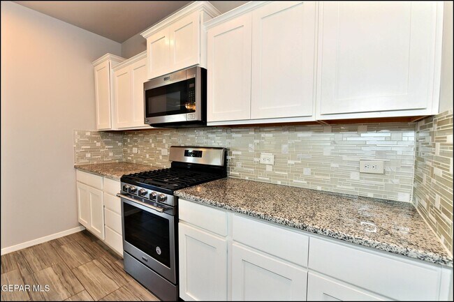 Building Photo - 13621 Olney Ave