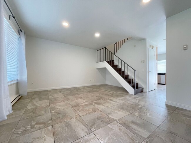 Building Photo - 3 Bed + 1.5 Bath + 2 Car Garage