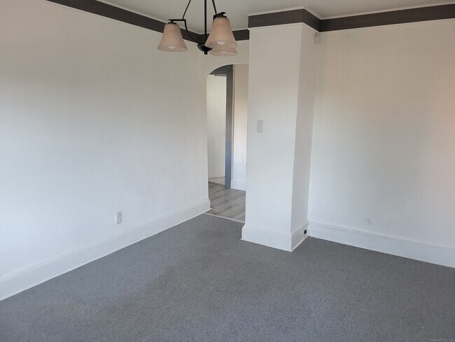 Building Photo - 178 Spruce St