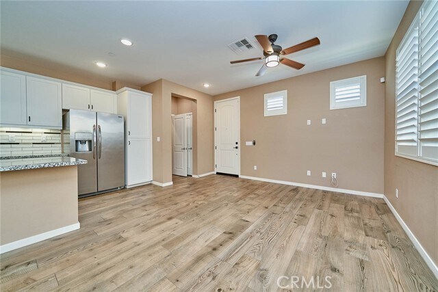 Building Photo - 35879 Landon Ln